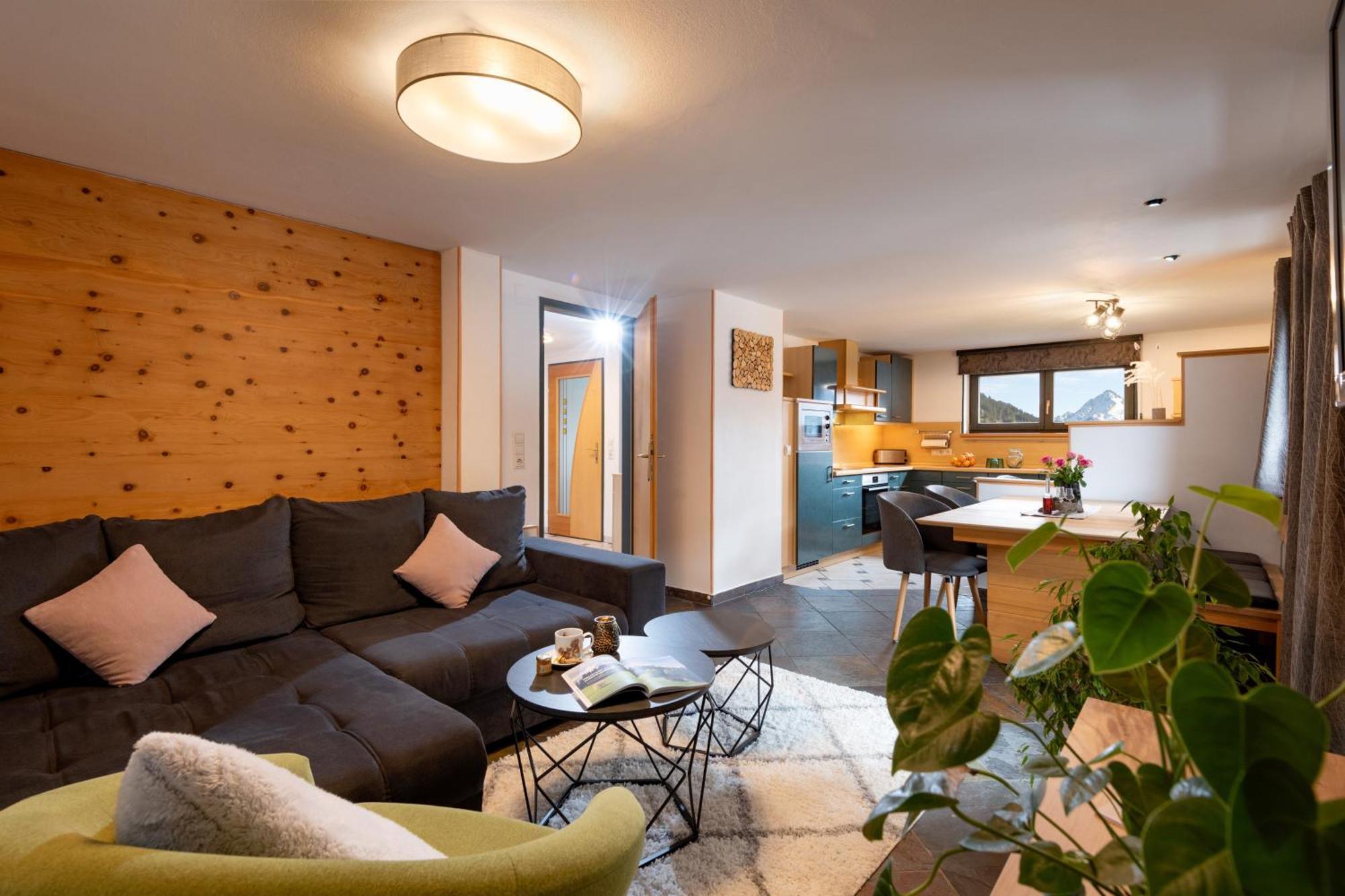 Haus Michael Apartment ทักซ์ ภายนอก รูปภาพ